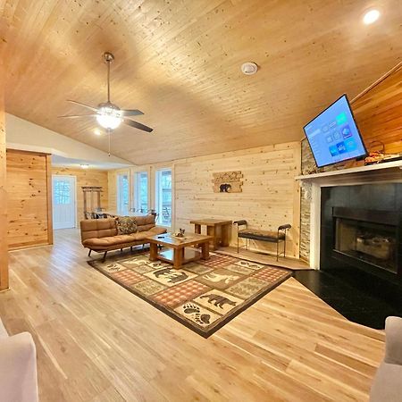 Lazy Bear Cabin Сев'єрвілл Екстер'єр фото
